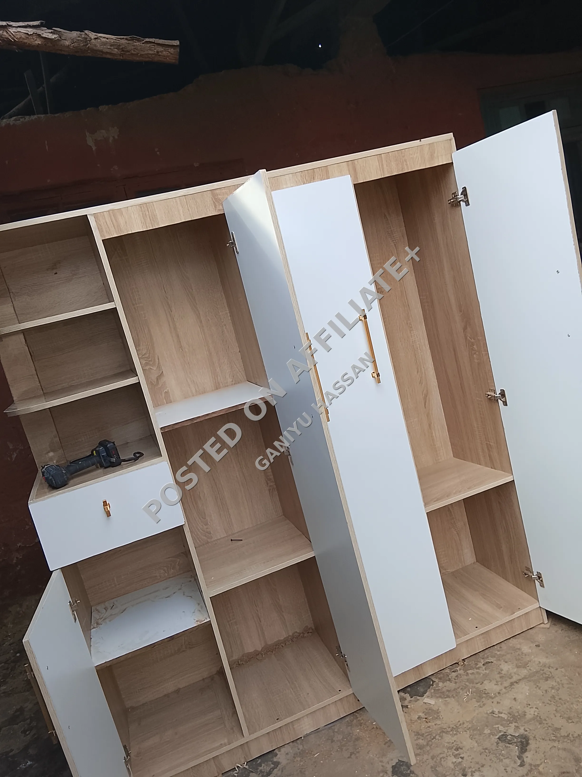wardrobe 4-door 